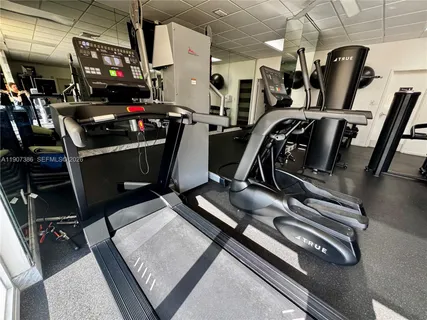 $213,500 | 2150 Sans Souci Boulevard, Unit A1008, North Miami, FL 33181