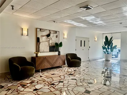 $213,500 | 2150 Sans Souci Boulevard, Unit A1008, North Miami, FL 33181