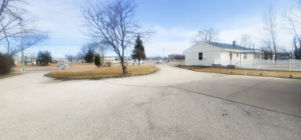 $2,500 | 6625 Washington Avenue, Mount Pleasant, WI 53406