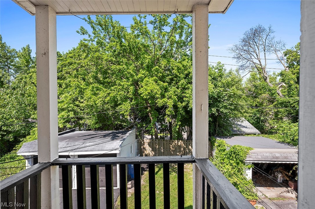 2174 Oakdale Road Cleveland, OH 44118 - Photo 29 of 35 View of patio / terrace