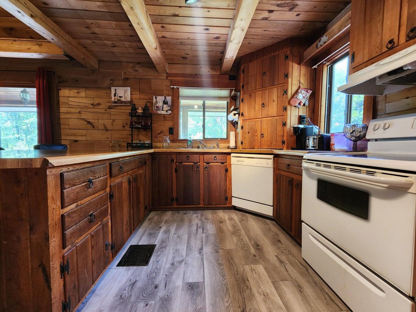 689 Todds Corner Road St. Albans, ME 04971 - Photo 10 of 40 10