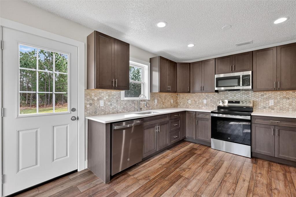 1475 Clark Bay Road DeLand, FL 32724 - Photo 11 of 35