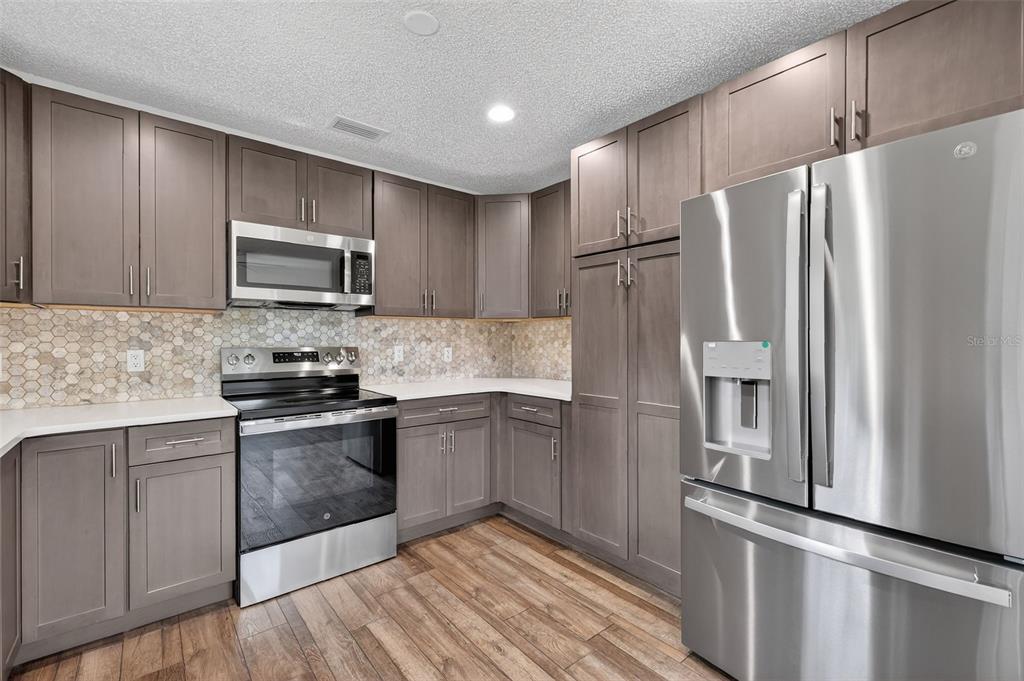 1475 Clark Bay Road DeLand, FL 32724 - Photo 10 of 35