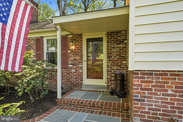 $945,000 | 388 Castlewood Drive, Devon, PA 19333