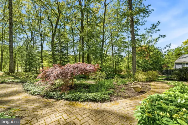 $945,000 | 388 Castlewood Drive, Devon, PA 19333