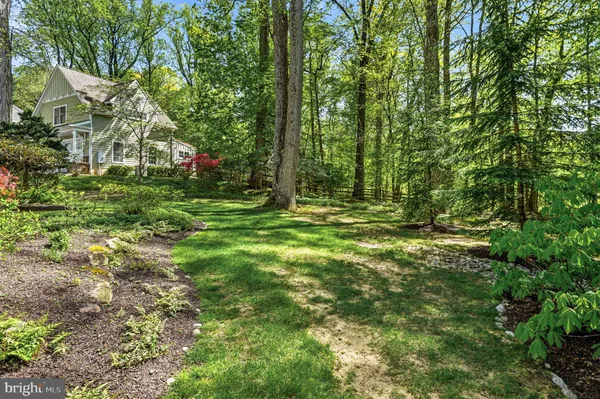 $945,000 | 388 Castlewood Drive, Devon, PA 19333