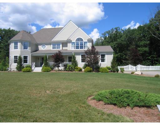 23 Old Town Road Walpole, MA 02081 - Photo 3 of 21 Gallery Image 3