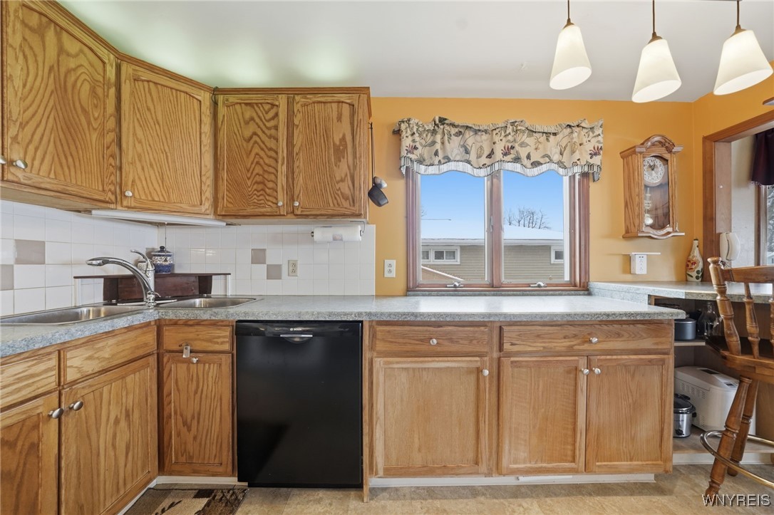 353 Glenalby Road Tonawanda, NY 14150 - Photo 9 of 37