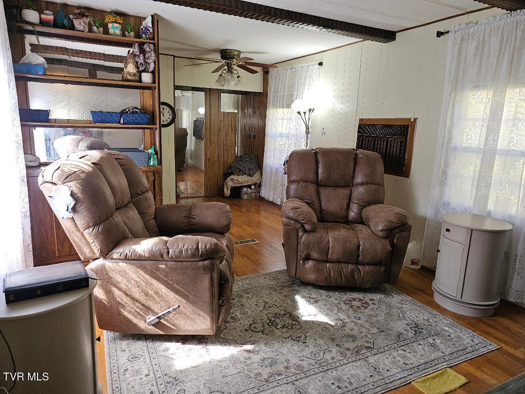 2056 Honey Camp Road Clintwood, VA 24228 - Photo 4 of 29 16