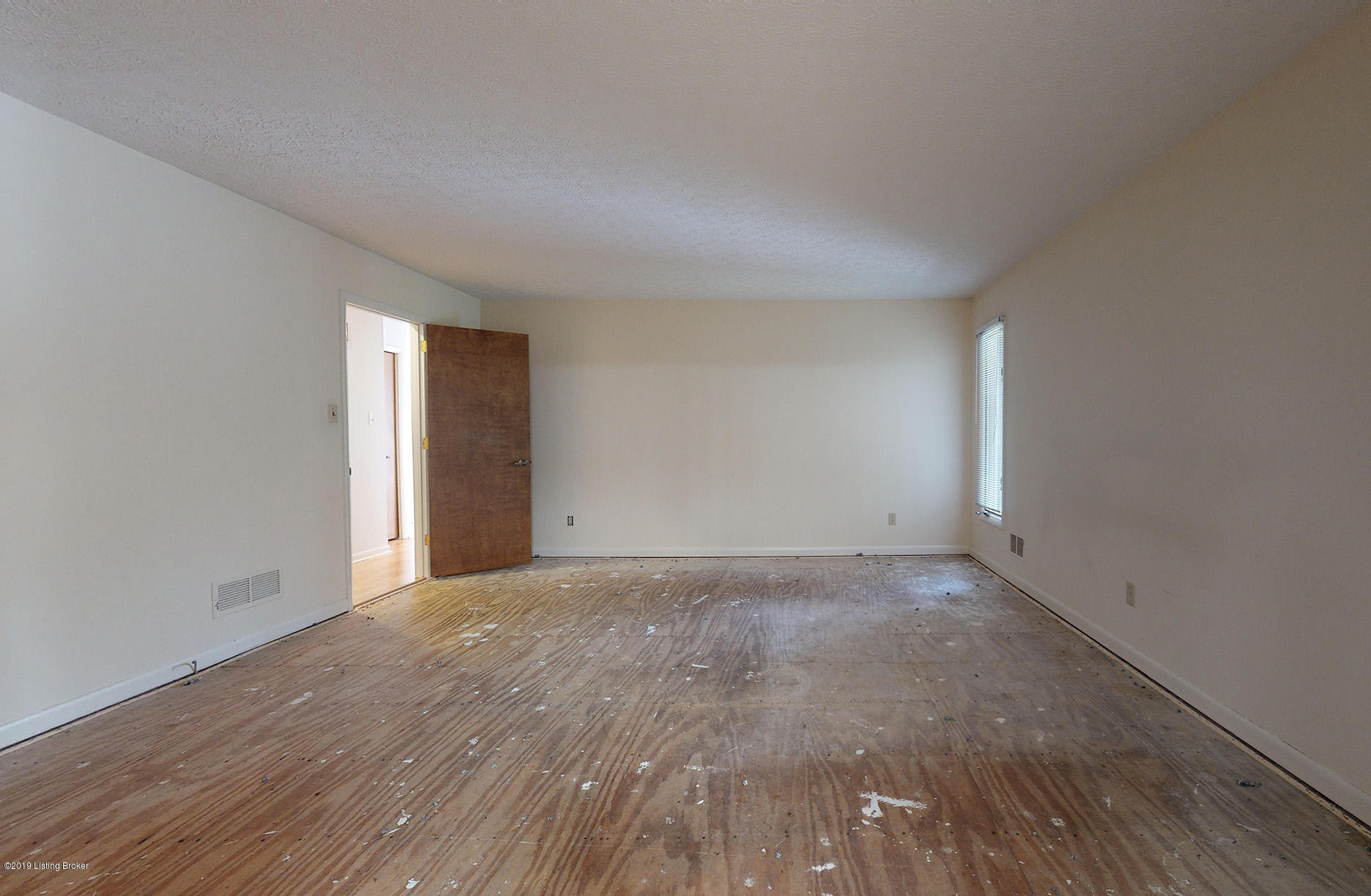 6901 Timber Ridge Court Prospect, KY 40059 - Photo 25 of 52 Window View to Backyard