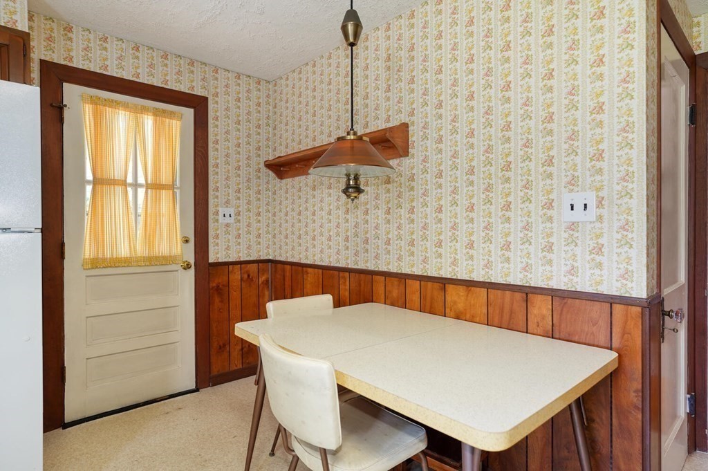 62 Robbins Road Arlington, MA 02476 - Photo 12 of 29