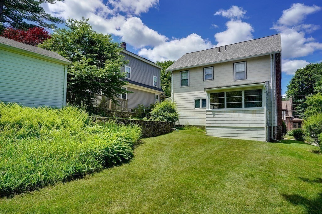 62 Robbins Road Arlington, MA 02476 - Photo 21 of 29
