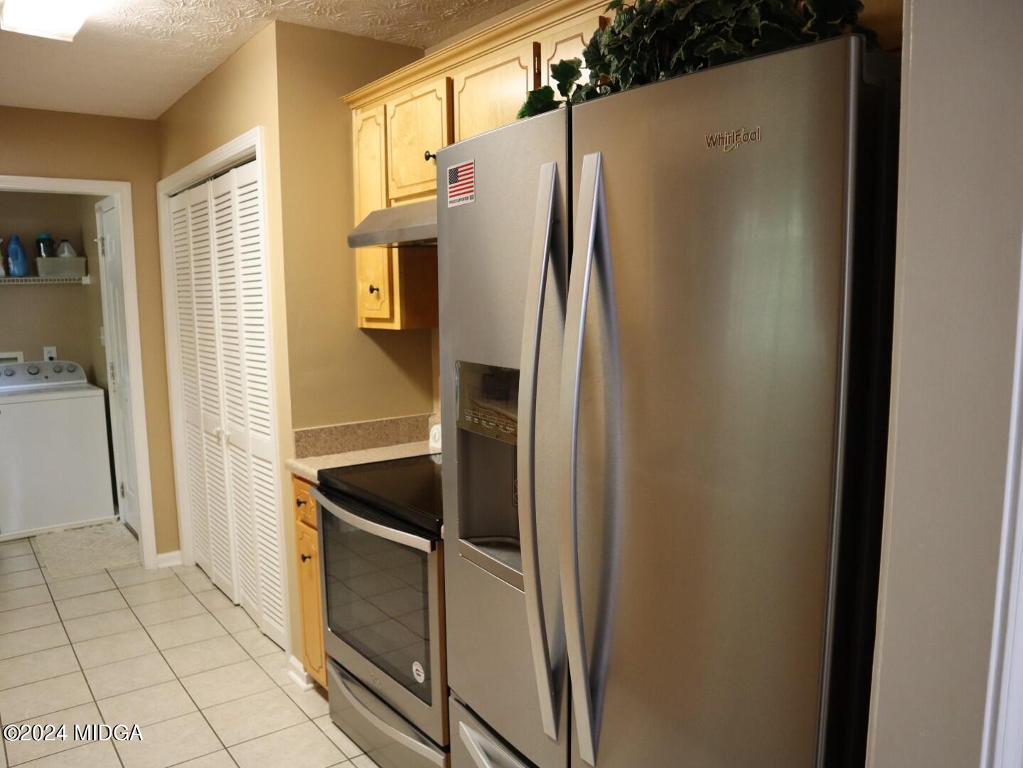 1456 Teagle Road Forsyth, GA 31029 - Photo 7 of 15 7 Kichen and Pantry