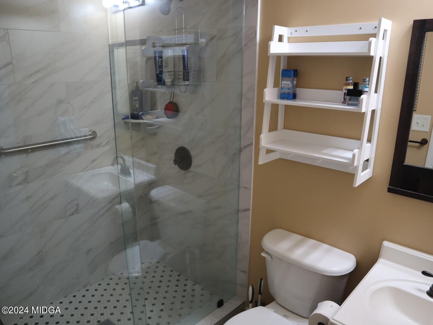 1456 Teagle Road Forsyth, GA 31029 - Photo 10 of 15 10 Master Bath