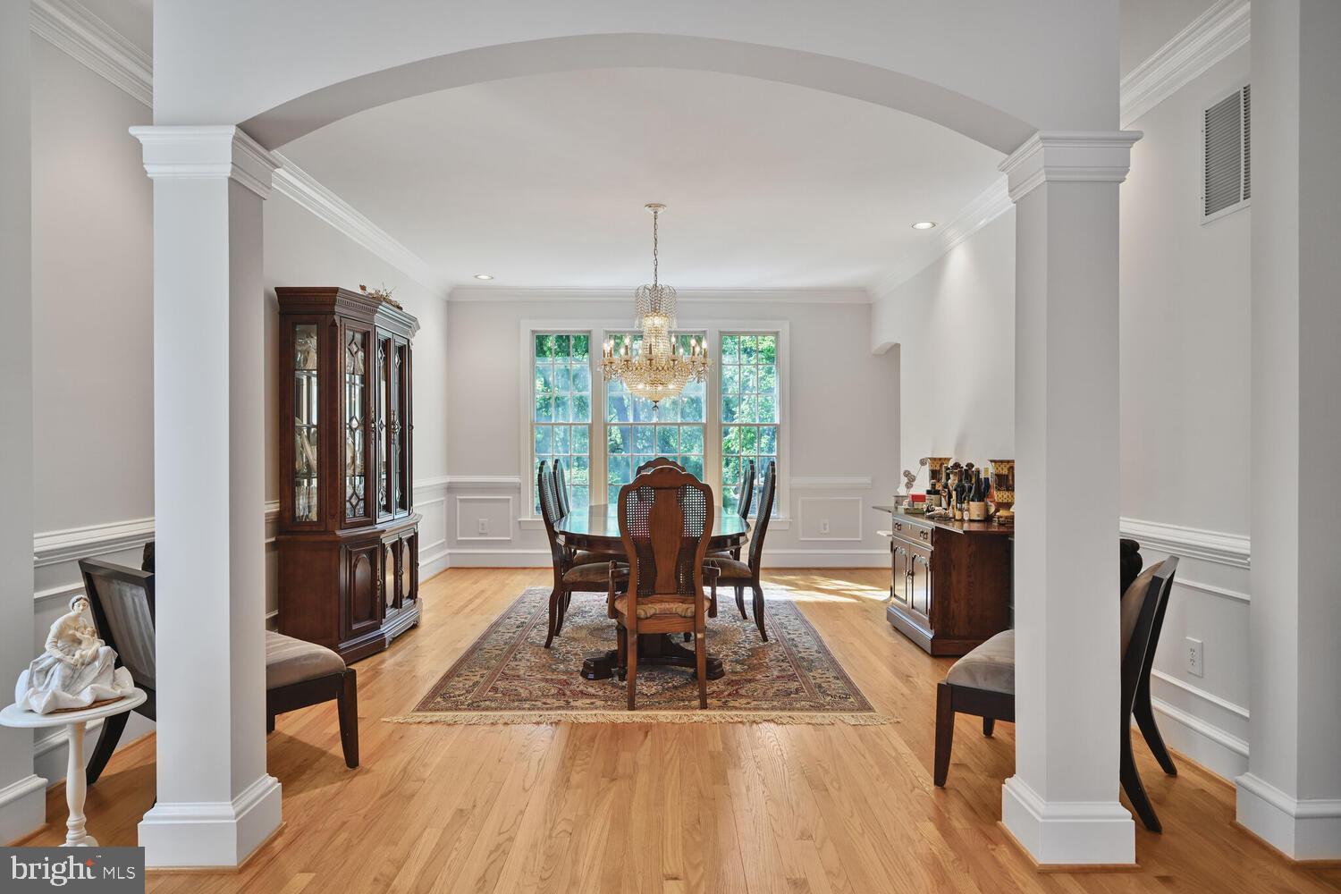 7401 Honesty Way Bethesda, MD 20817 - Photo 10 of 54 a workspace with furniture window and wooden floor