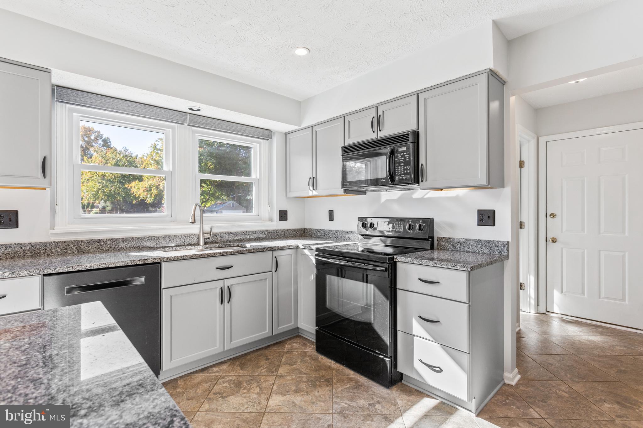 5421 Kerger Road Ellicott City, MD 21043 - Photo 12 of 34 Gallery Image 12