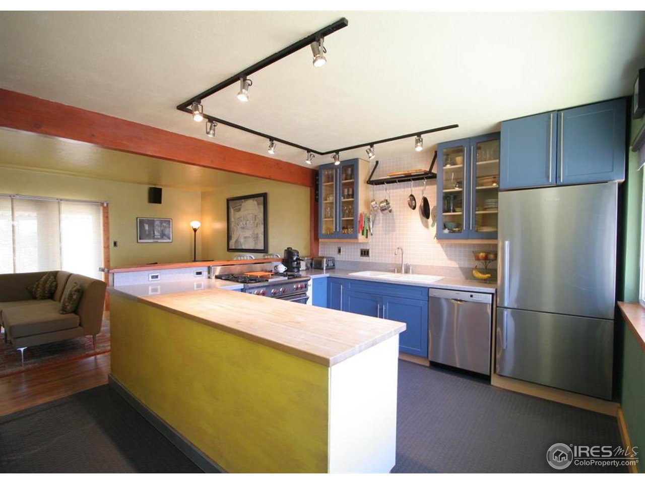 800 Yale Road Boulder, CO 80305 - Photo 7 of 25 Is this Kitchen da bomb? Yes!