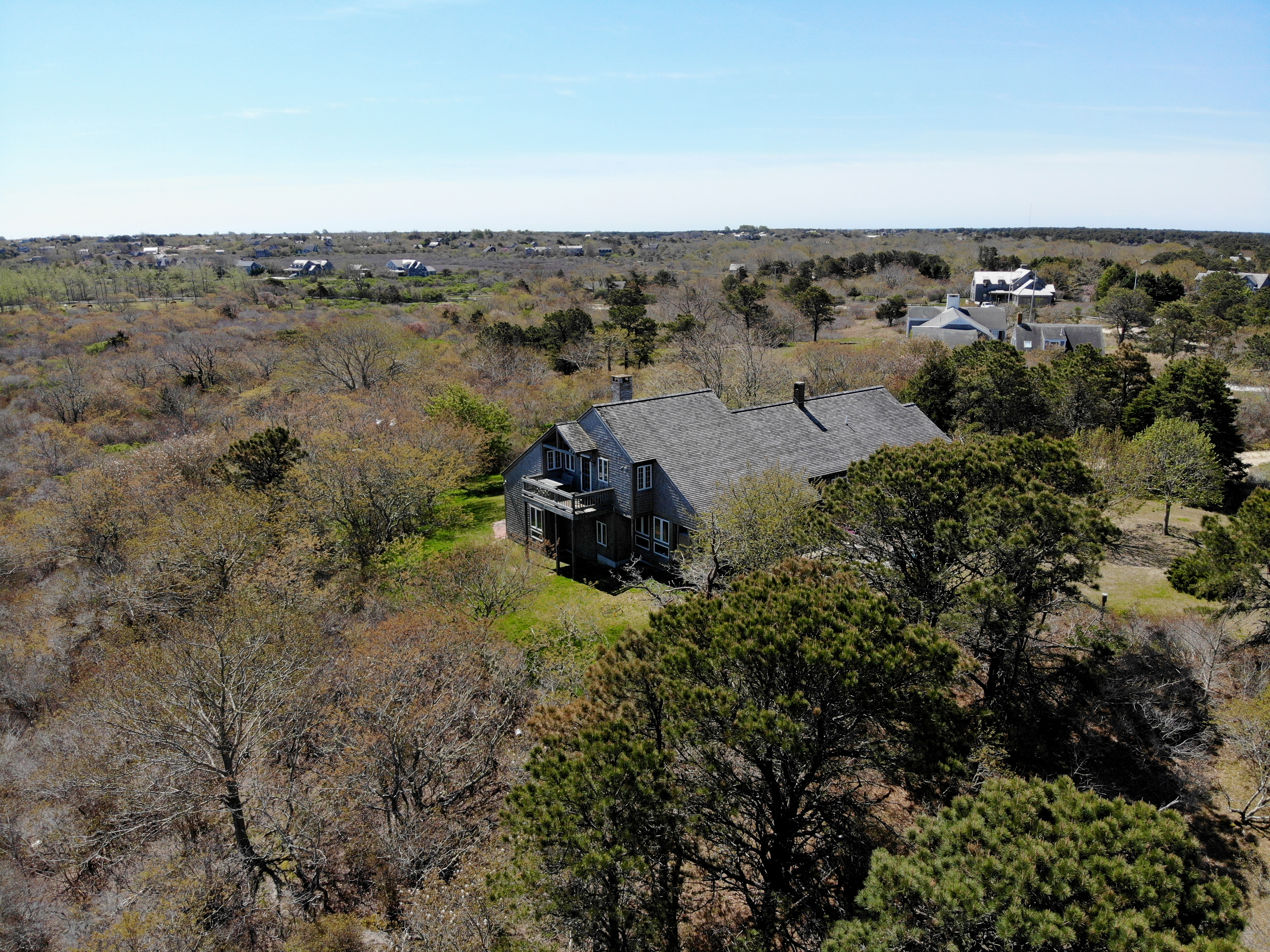 9 Wannacomet Road Nantucket, MA 02554 - Photo 8 of 19 Gallery Image 8