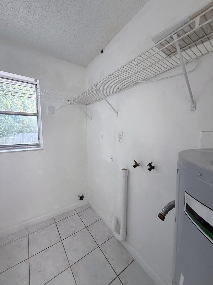 5899 Mango Road West Palm Beach, FL 33413 - Photo 14 of 18 IMG_1526