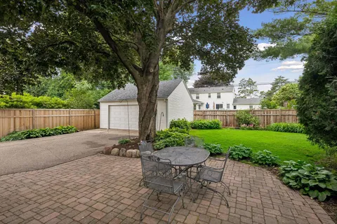 $1,100,000 | 5316 Kellogg Avenue, Edina, MN 55424