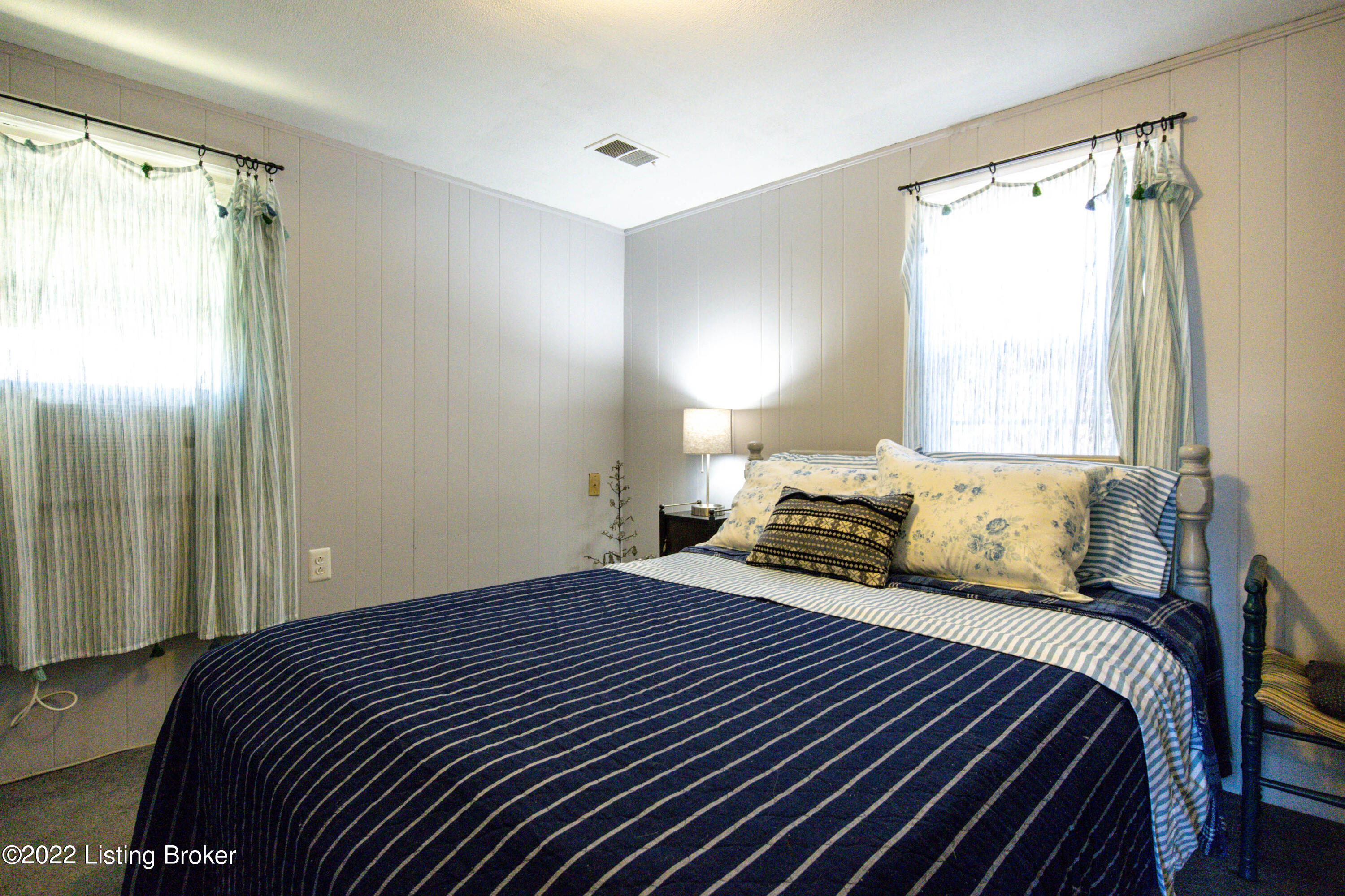 10004 Fairmount Road Louisville, KY 40291 - Photo 65 of 102 10004-Fairmount-Rd-73