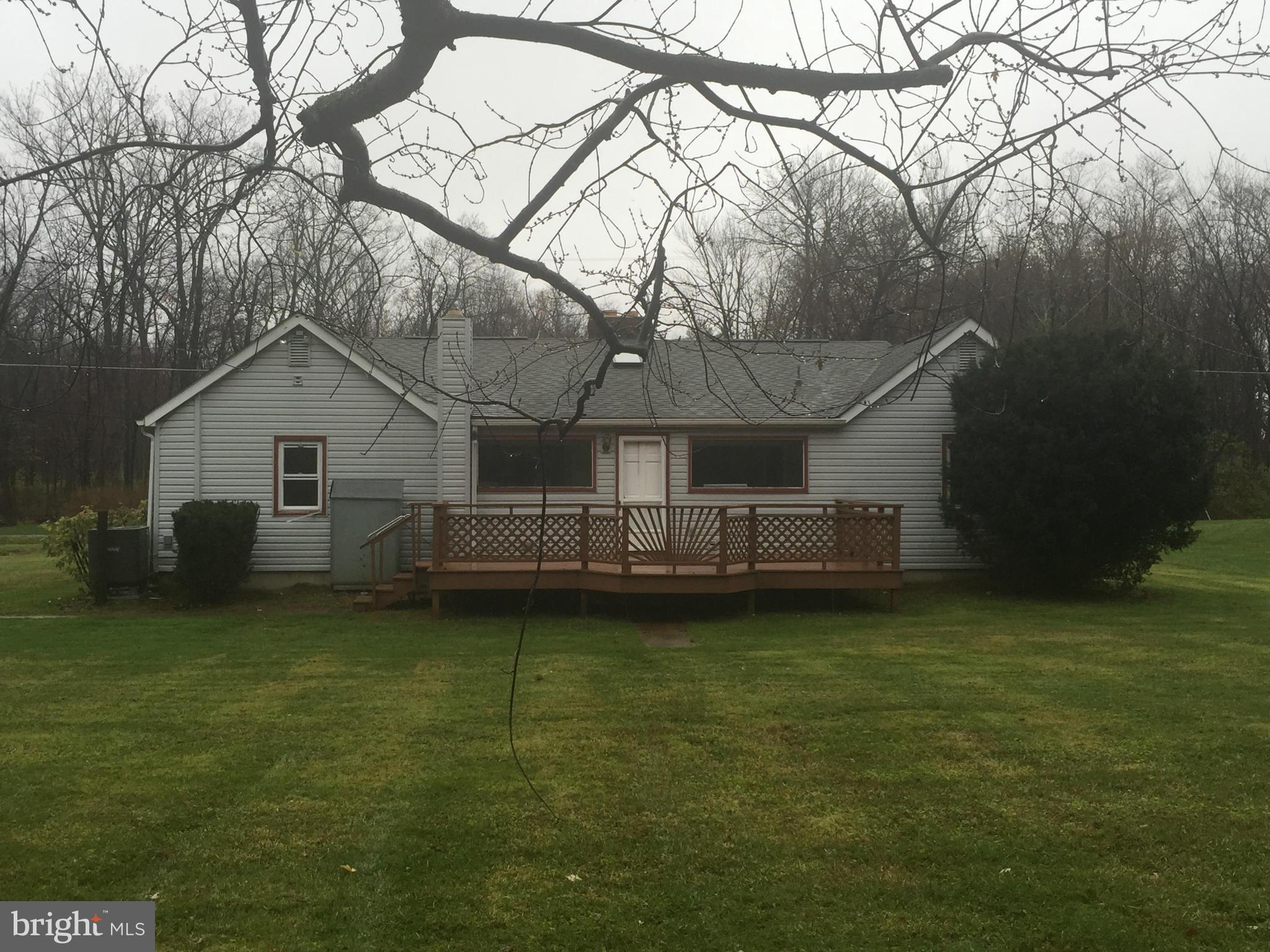 Exterior (Rear)