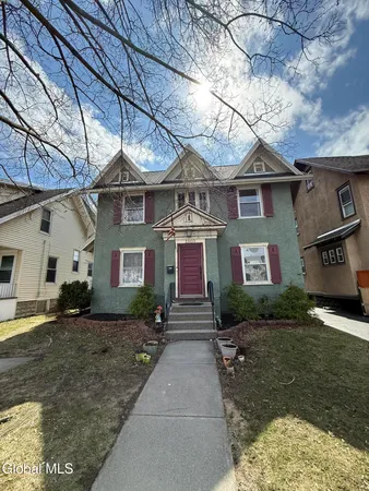 $3,000 | 1960 Eastern Parkway, Schenectady, NY 12309