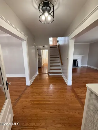 $3,000 | 1960 Eastern Parkway, Schenectady, NY 12309