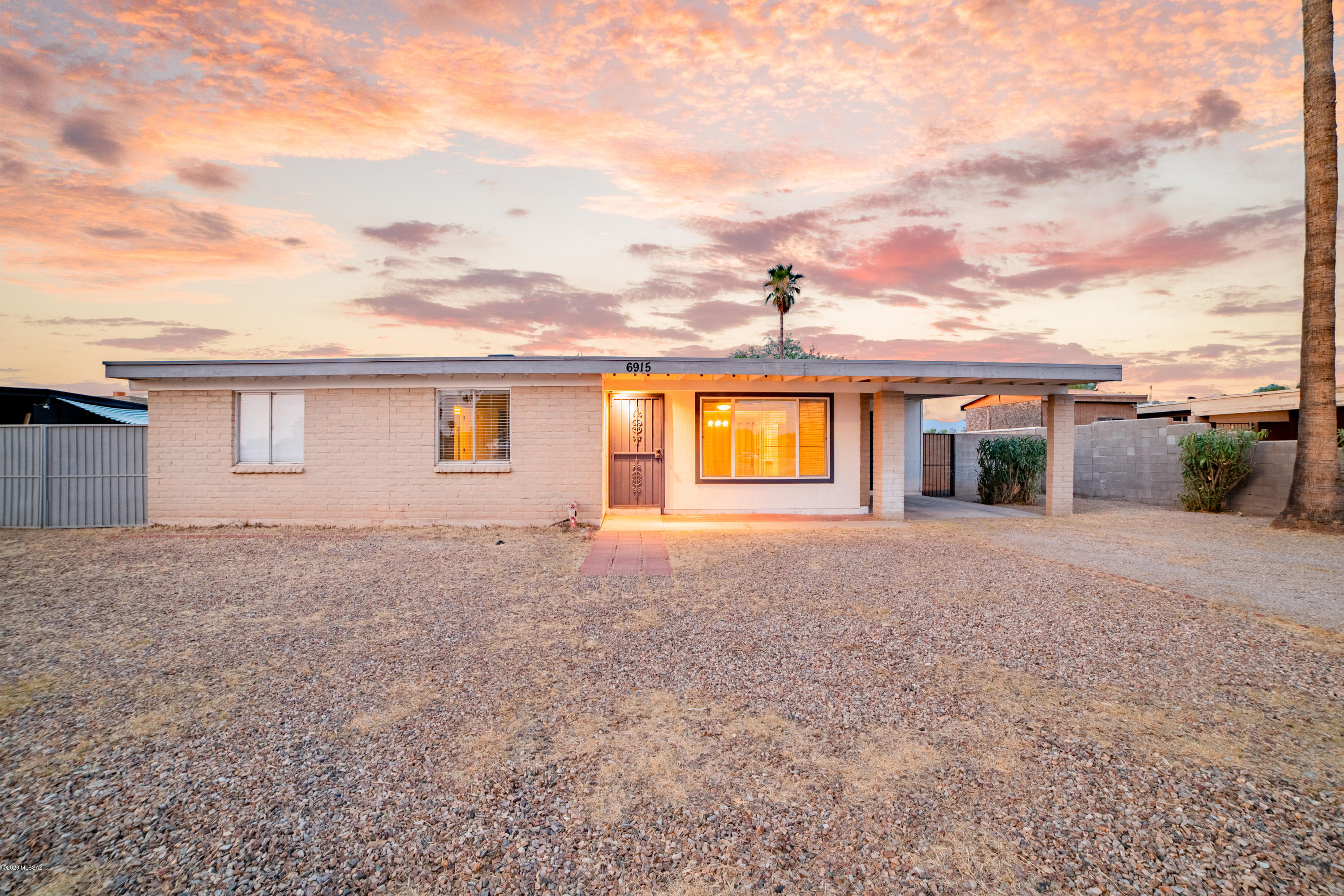6915 East Stella Road Tucson, AZ 85730 - Photo 1 of 27 Gallery Image 1