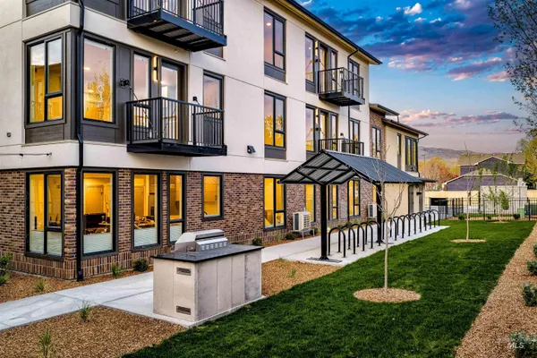 $339,000 | 2312 Broadway Avenue, Unit A102, Boise, ID 83706