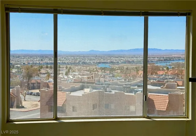 $140,000 | 2064 Mesquite Lane, Unit 303, Laughlin, NV 89029