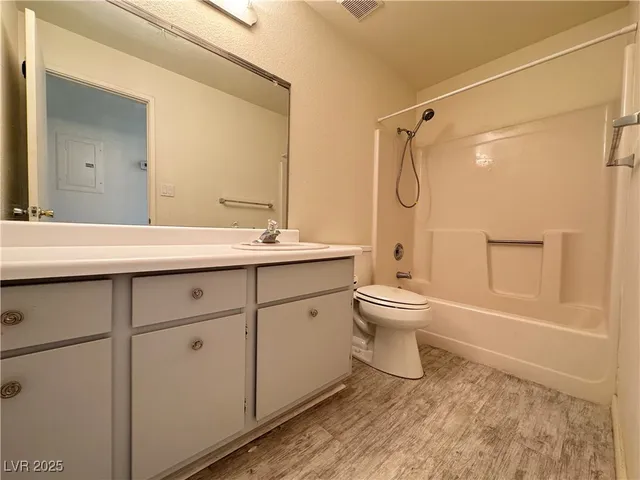 $140,000 | 2064 Mesquite Lane, Unit 303, Laughlin, NV 89029