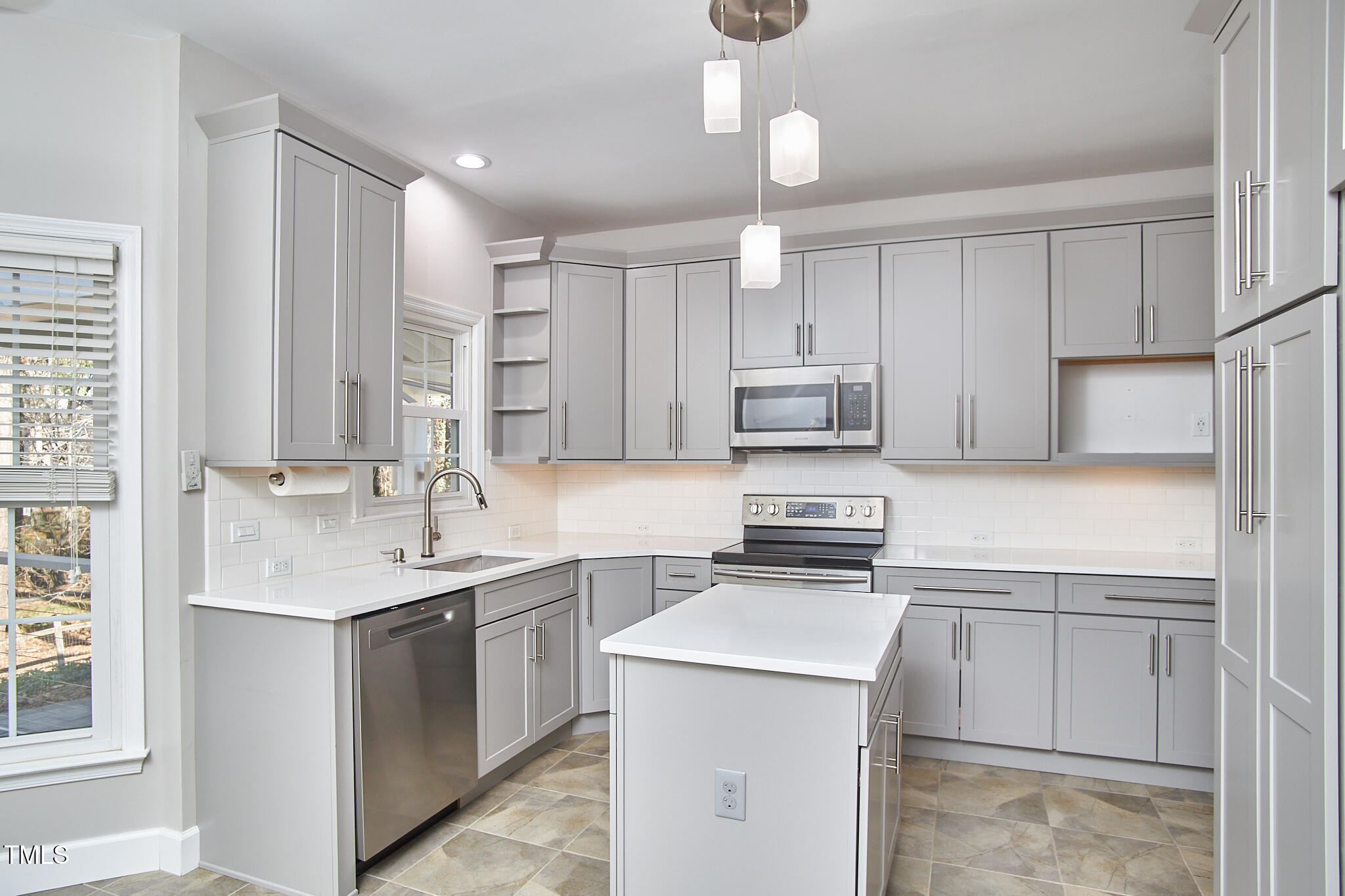 5460 Ingate Way Raleigh, NC 27613 - Photo 23 of 65 046