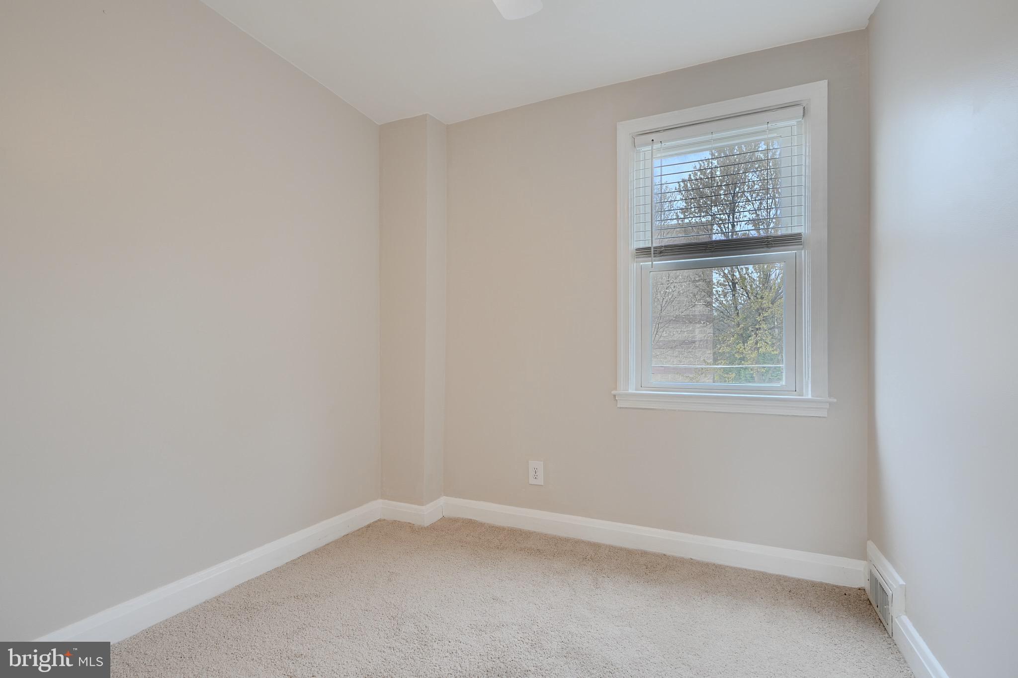 14 Briarwood Road Baltimore, MD 21228 - Photo 15 of 30 Bedroom 3