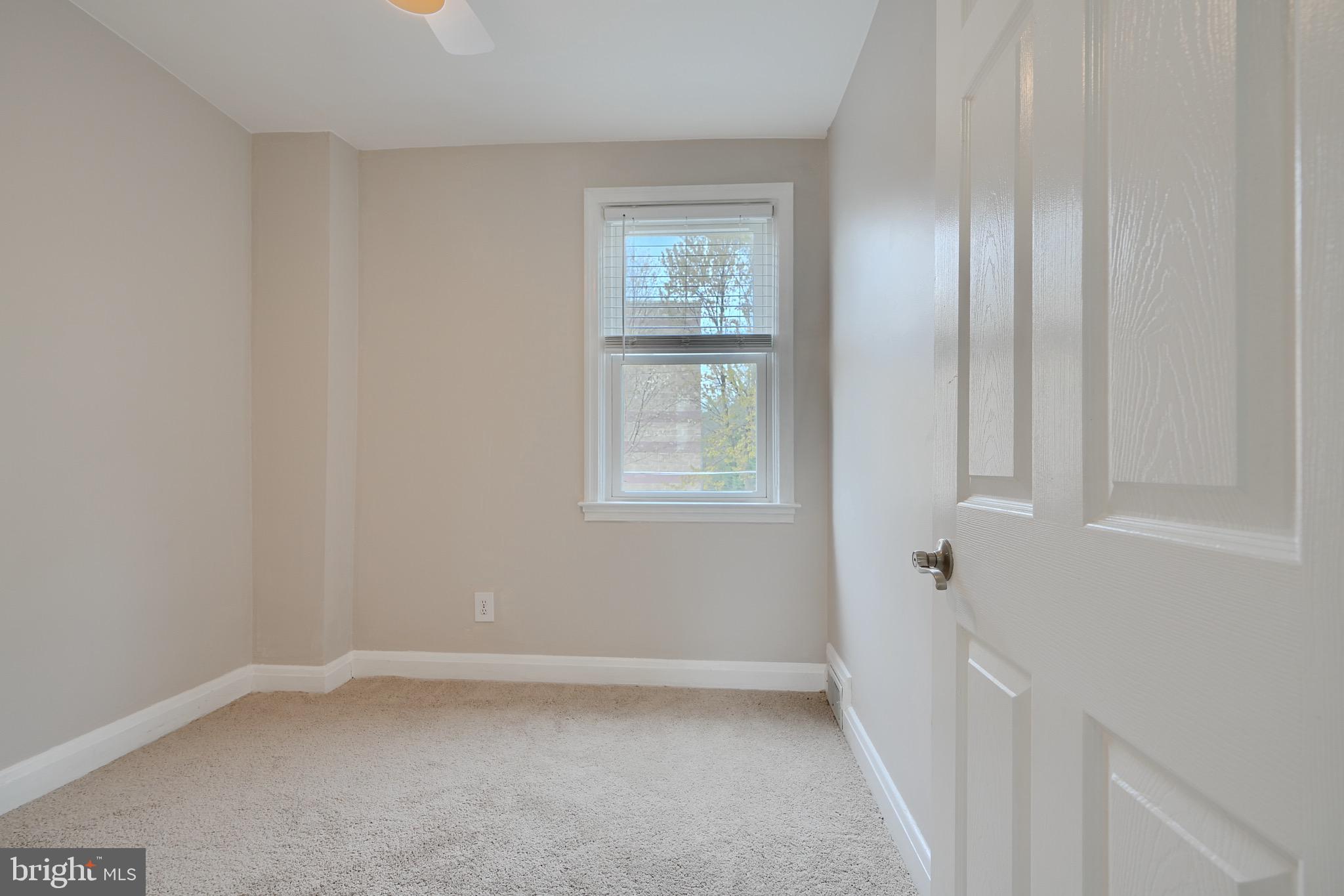 14 Briarwood Road Baltimore, MD 21228 - Photo 16 of 30 Bedroom 3