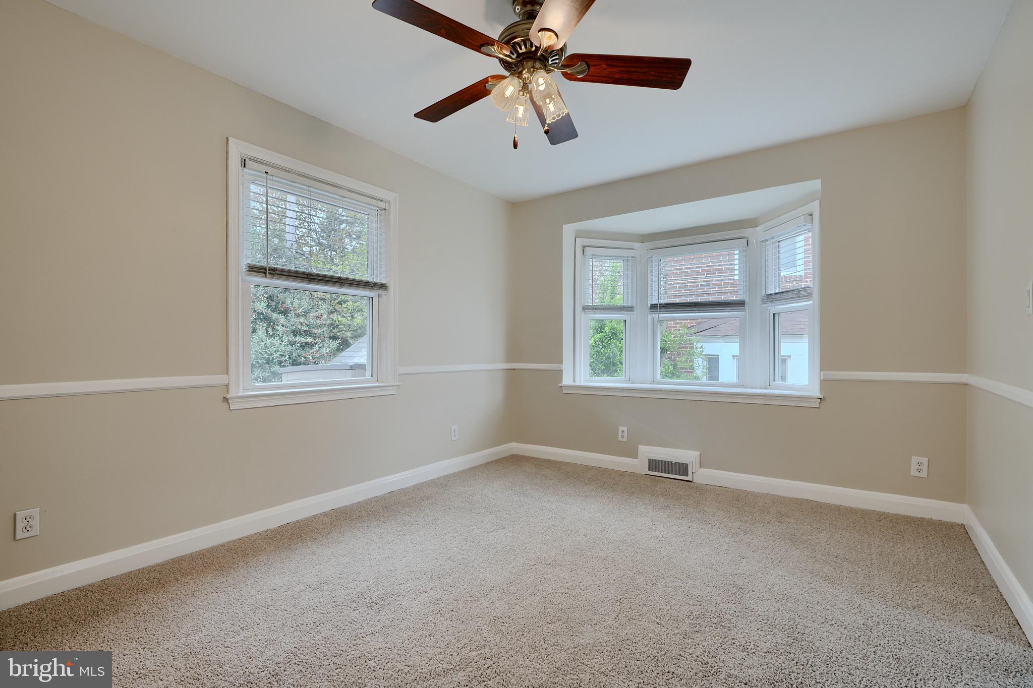 14 Briarwood Road Baltimore, MD 21228 - Photo 6 of 30 Bay Window allowing for tons of light