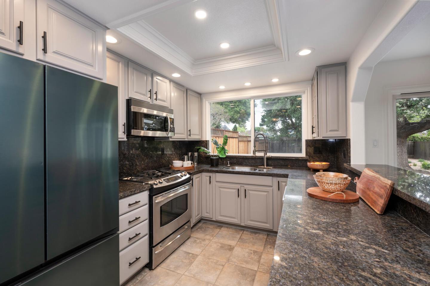 126 Arundel Road Burlingame, CA 94010 - Photo 11 of 27