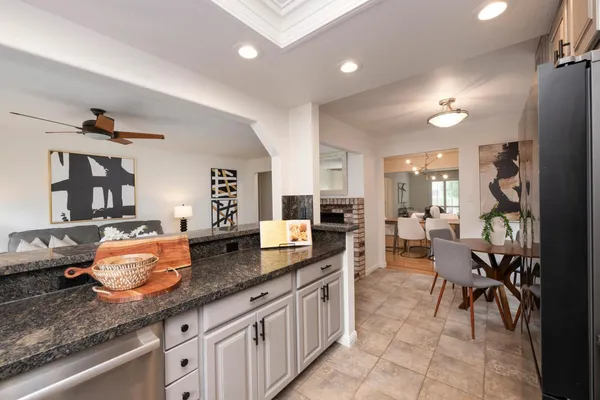 $2,500,000 | 126 Arundel Road, Burlingame, CA 94010