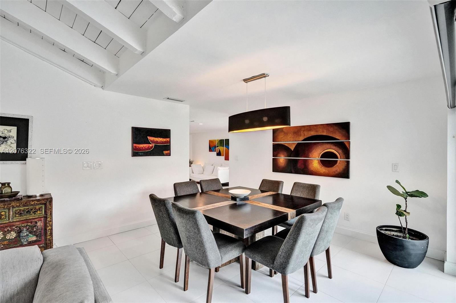 18 Boxwood Road Hollywood, FL 33021 - Photo 8 of 45 Gallery Image 8