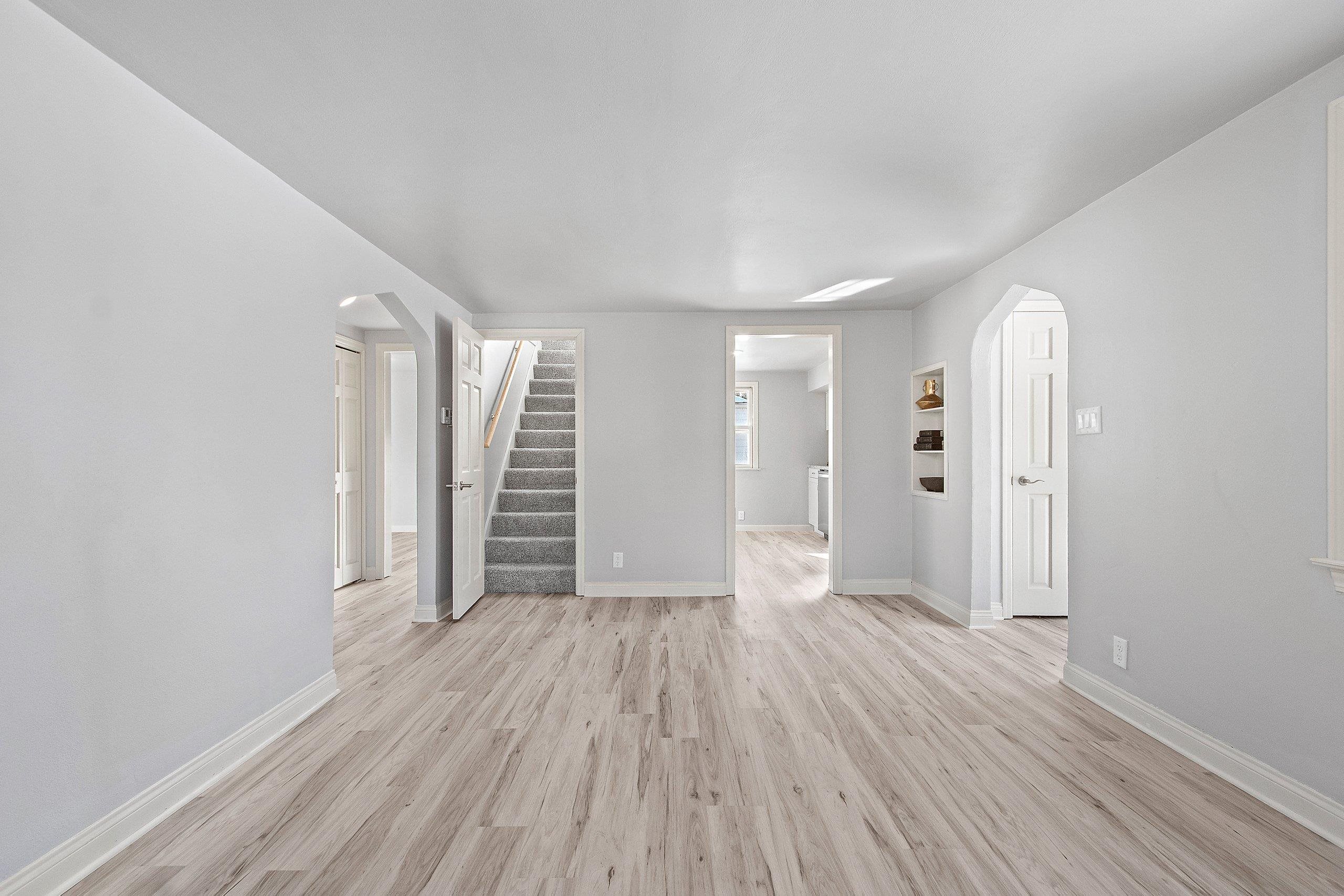 904 North Gillett Street Appleton, WI 54914 - Photo 14 of 37