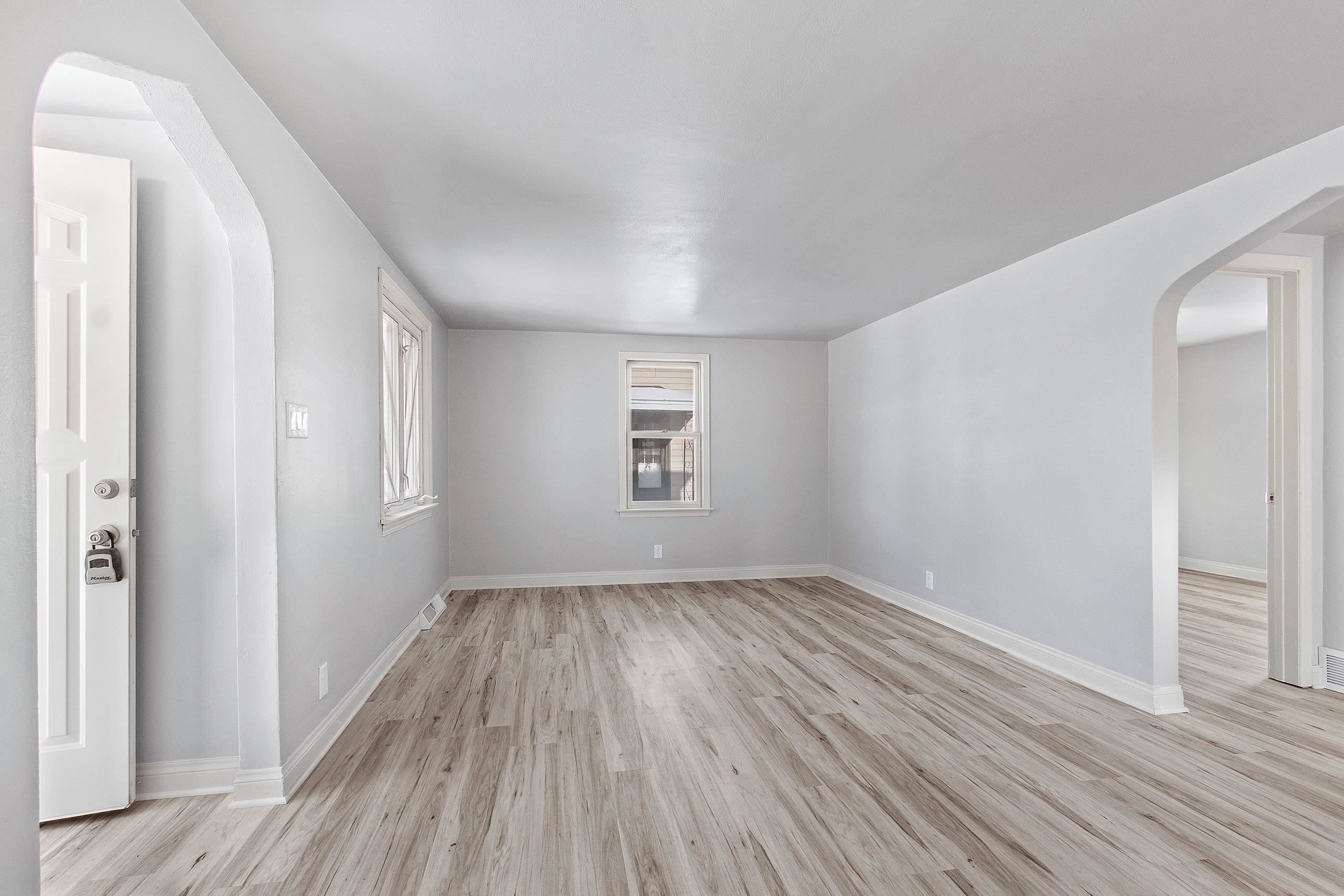 904 North Gillett Street Appleton, WI 54914 - Photo 16 of 37