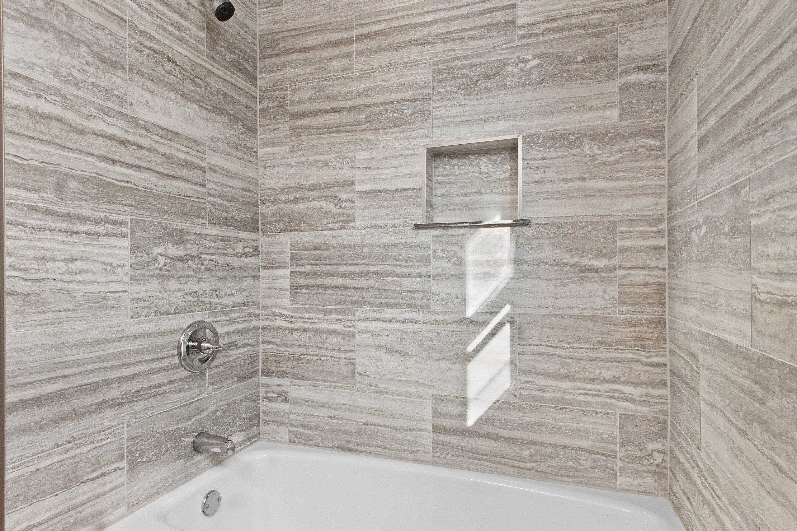 904 North Gillett Street Appleton, WI 54914 - Photo 20 of 37