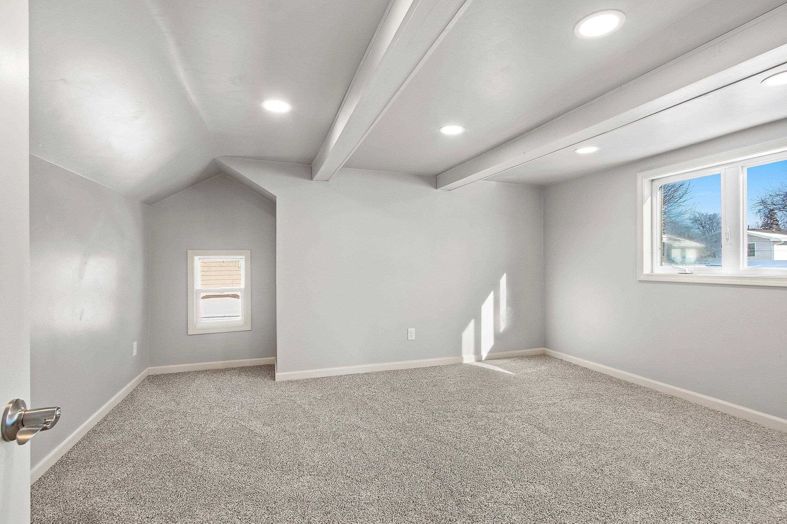 904 North Gillett Street Appleton, WI 54914 - Photo 28 of 37