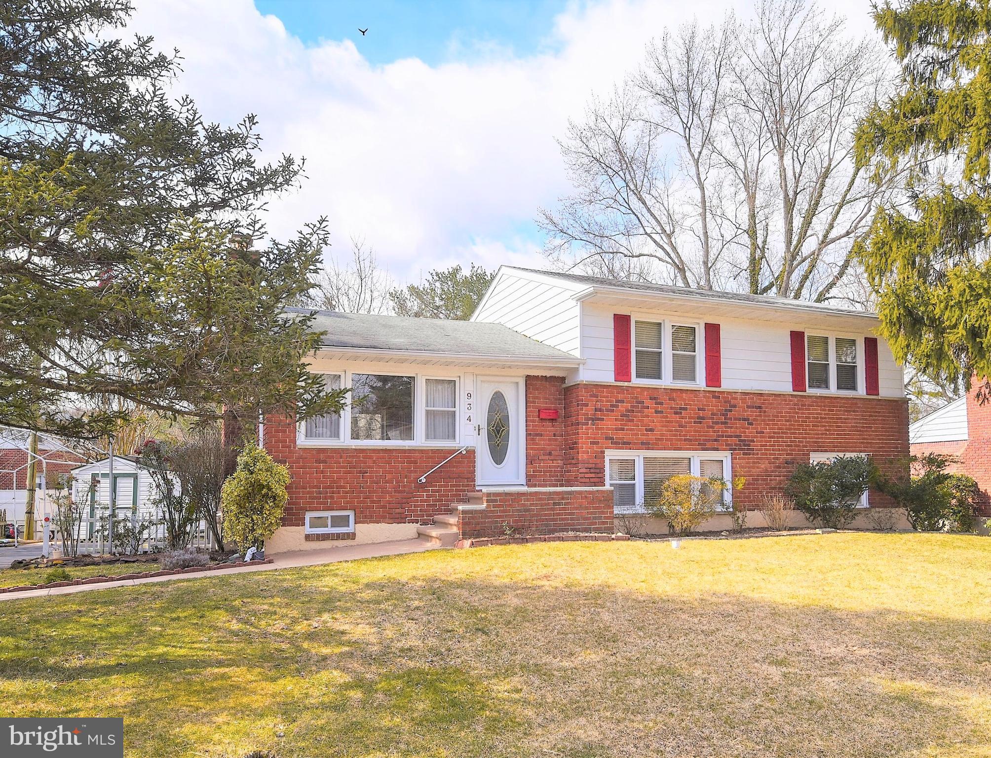 934 Starbit Road Baltimore, MD 21286 - Photo 1 of 59 Gallery Image 1