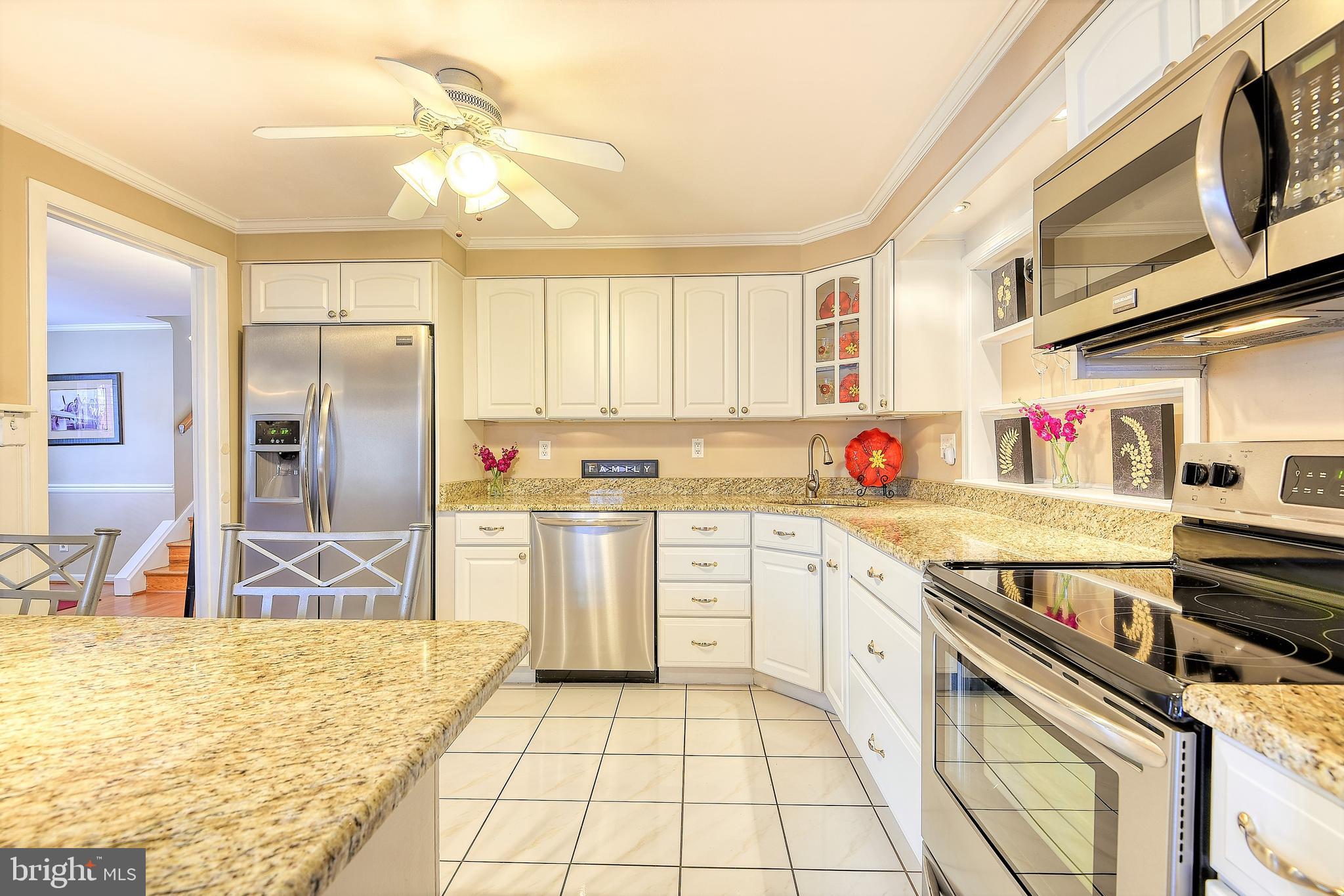 934 Starbit Road Baltimore, MD 21286 - Photo 2 of 59 Gallery Image 2
