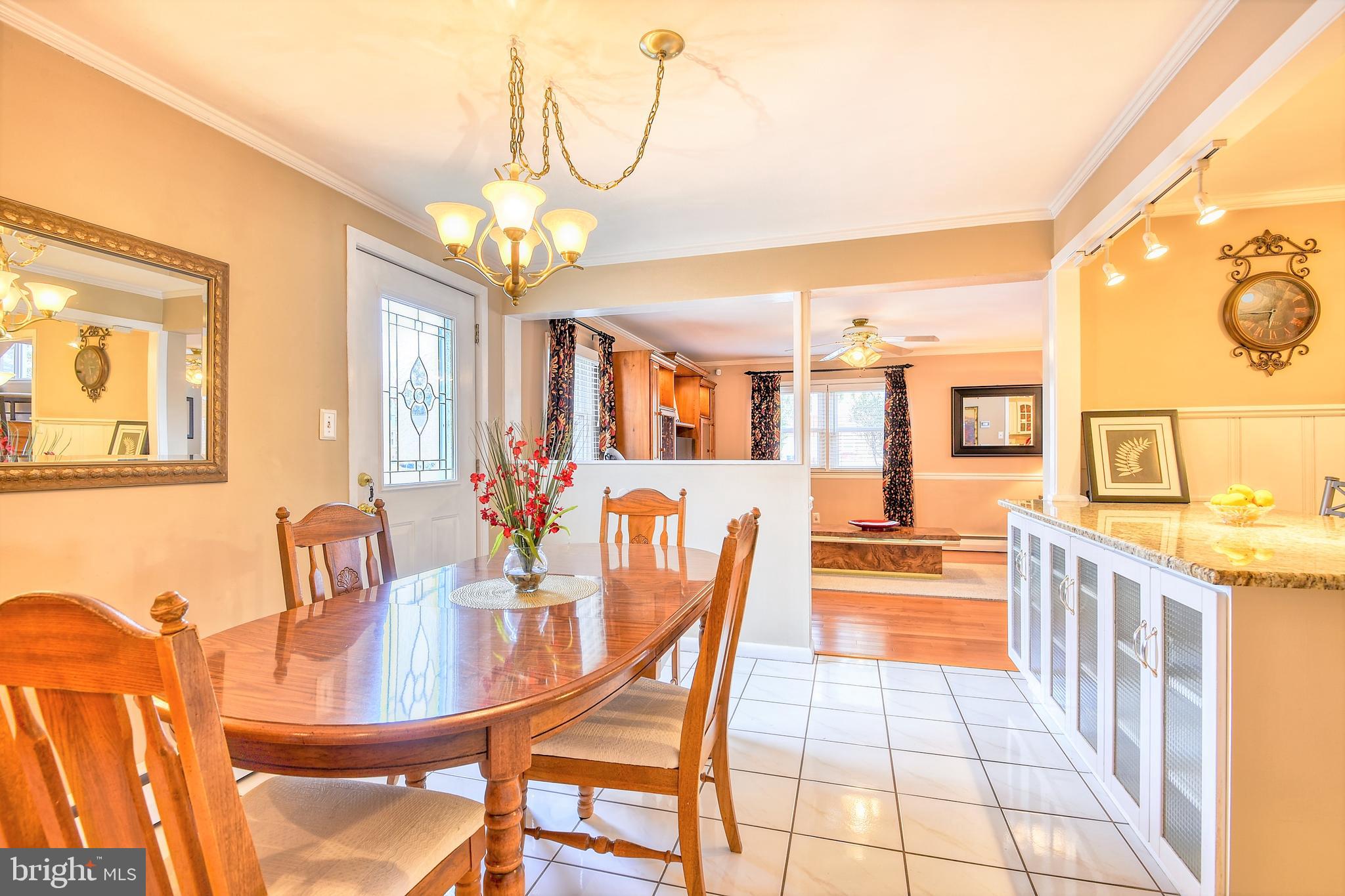 934 Starbit Road Baltimore, MD 21286 - Photo 12 of 59 Gallery Image 12