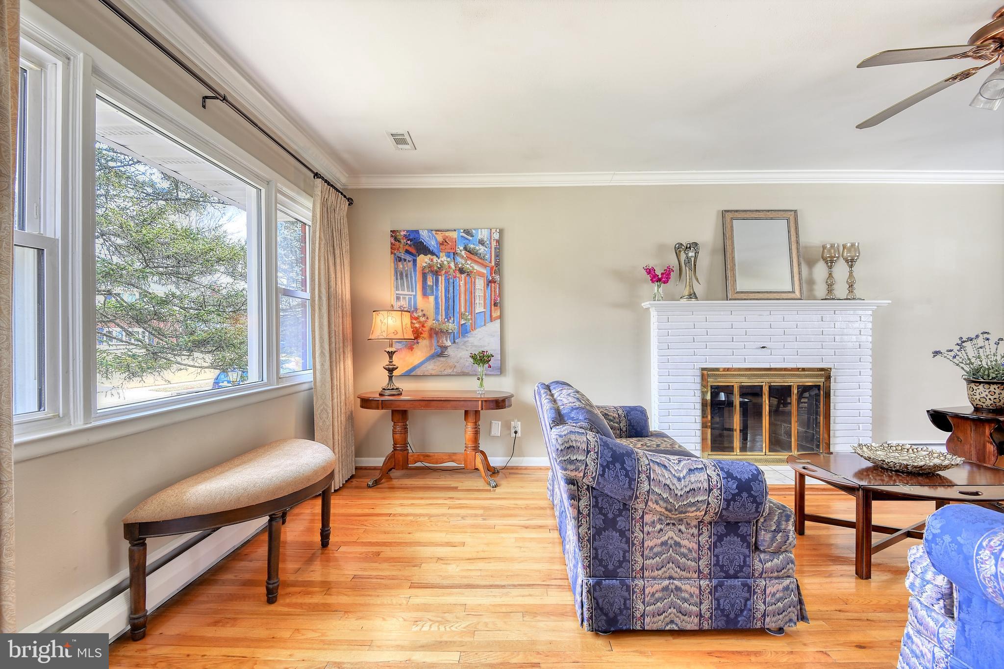 934 Starbit Road Baltimore, MD 21286 - Photo 14 of 59 Gallery Image 14