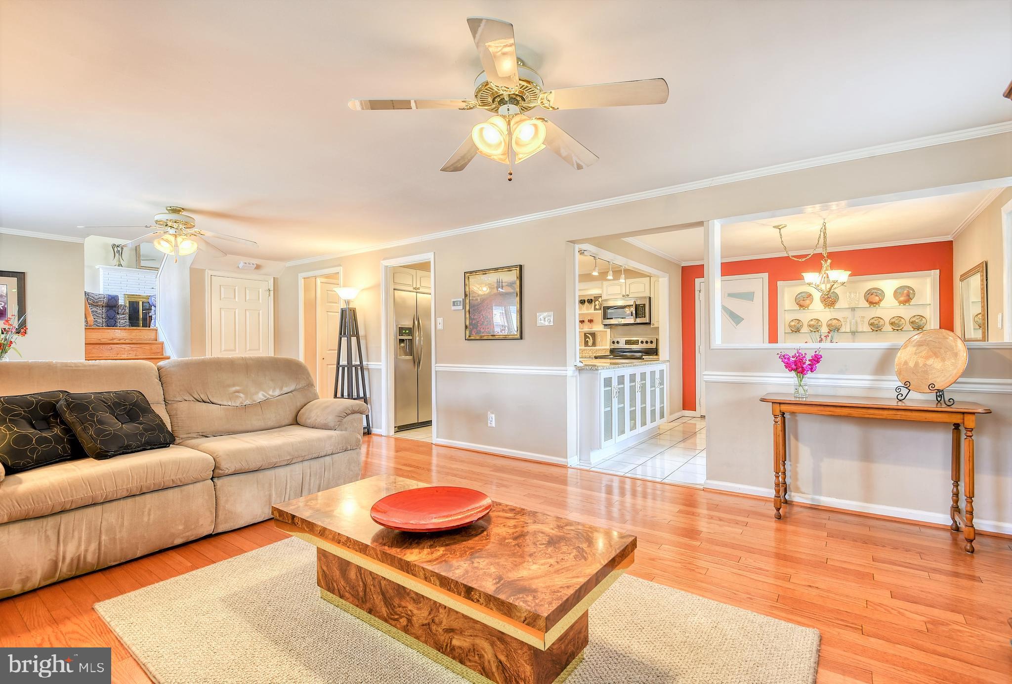 934 Starbit Road Baltimore, MD 21286 - Photo 7 of 59 Gallery Image 7
