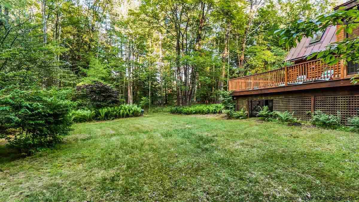 296 Bush Road Stone Ridge, NY 12484 - Photo 6 of 27 a view of a back yard with green space