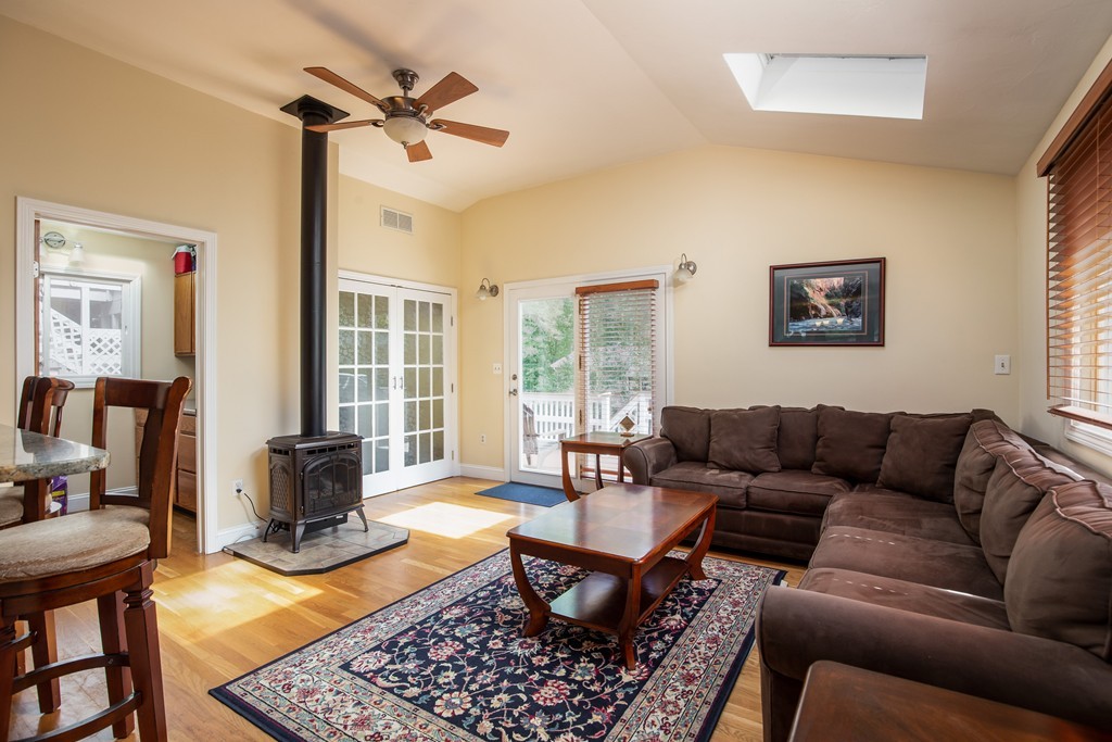 27 Priscilla Road Hopkinton, MA 01748 - Photo 11 of 30 Gallery Image 11
